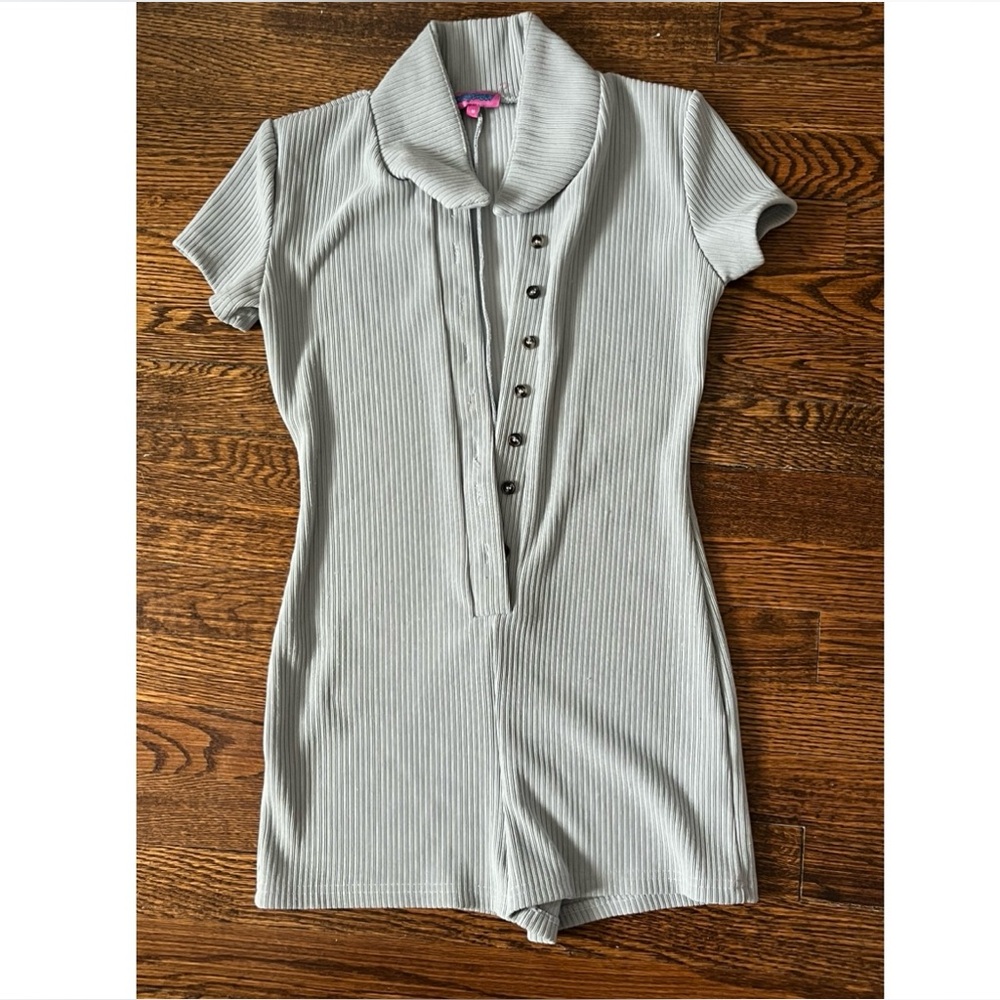 $20 Lucia Ripped Romper from Edikted 🩵
Size Medium
Selling for nearly $60